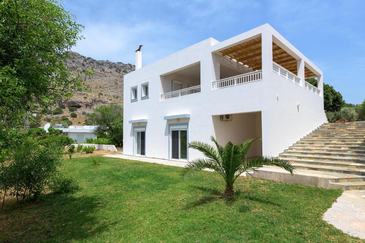 Villa Evelyn Pefki  외부 사진